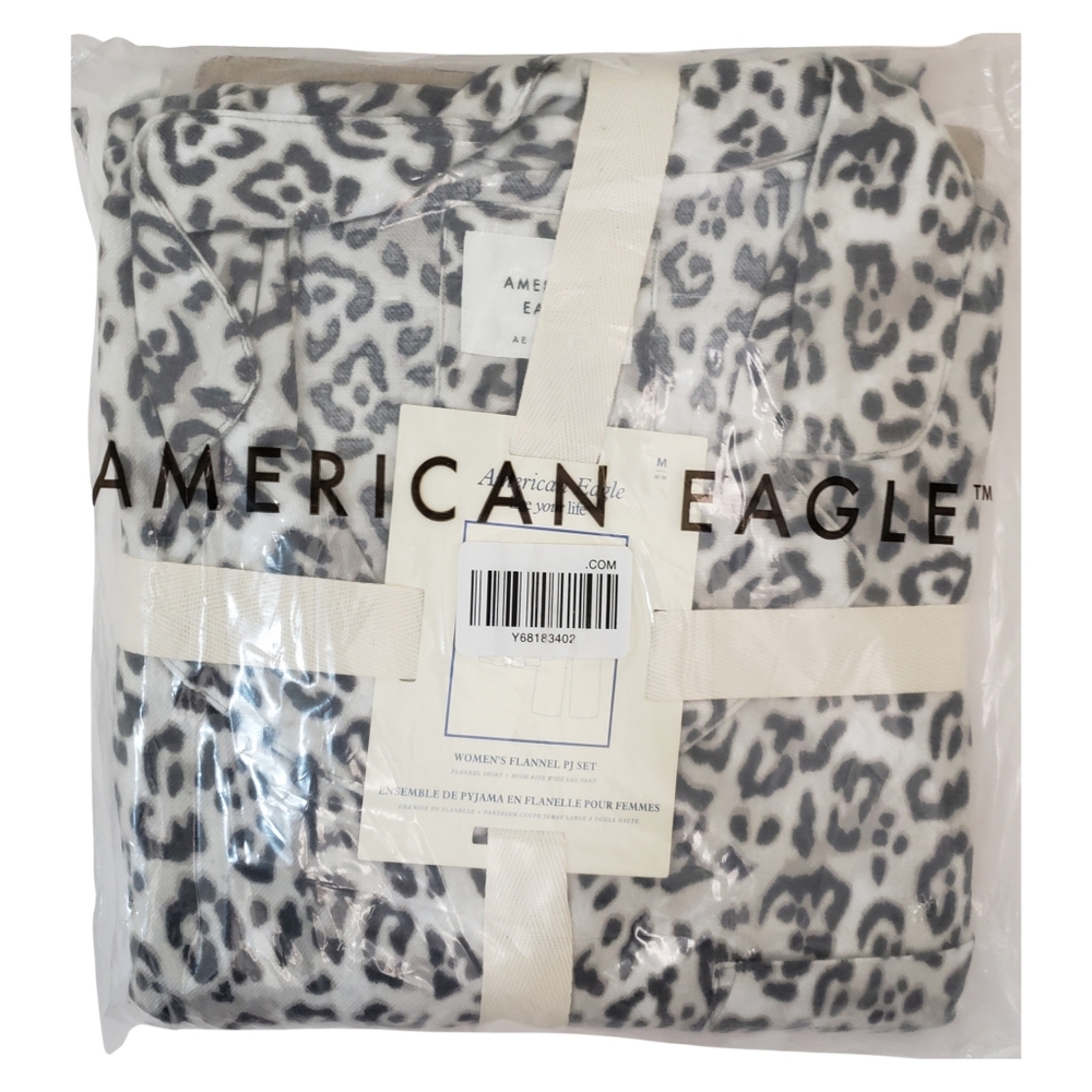 American Eagle Flannel Pajama Set Leopard Print Medium Silver Shadow NWT 🐆🤍